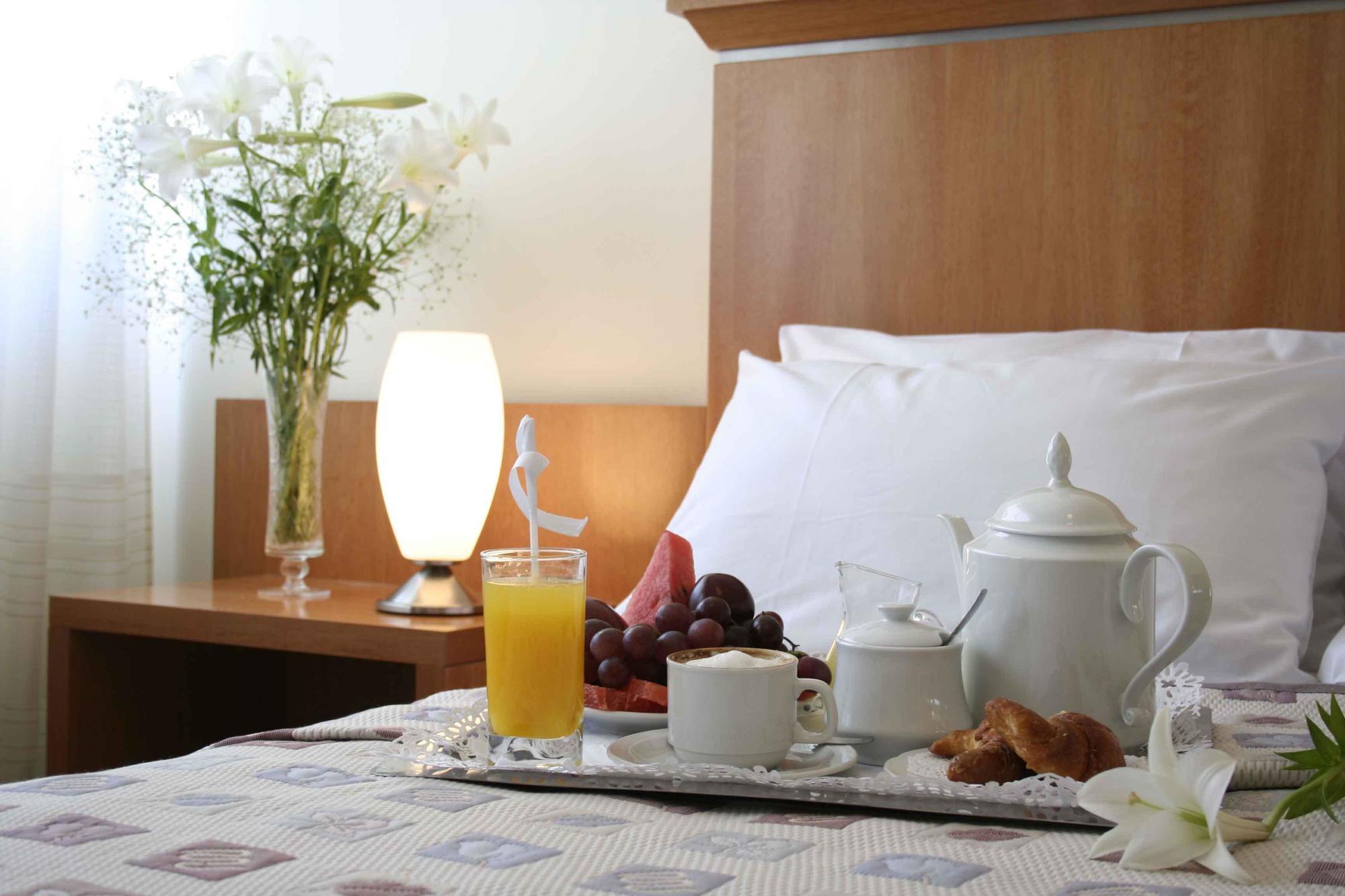 Ariston Hotel Rosario Esterno foto